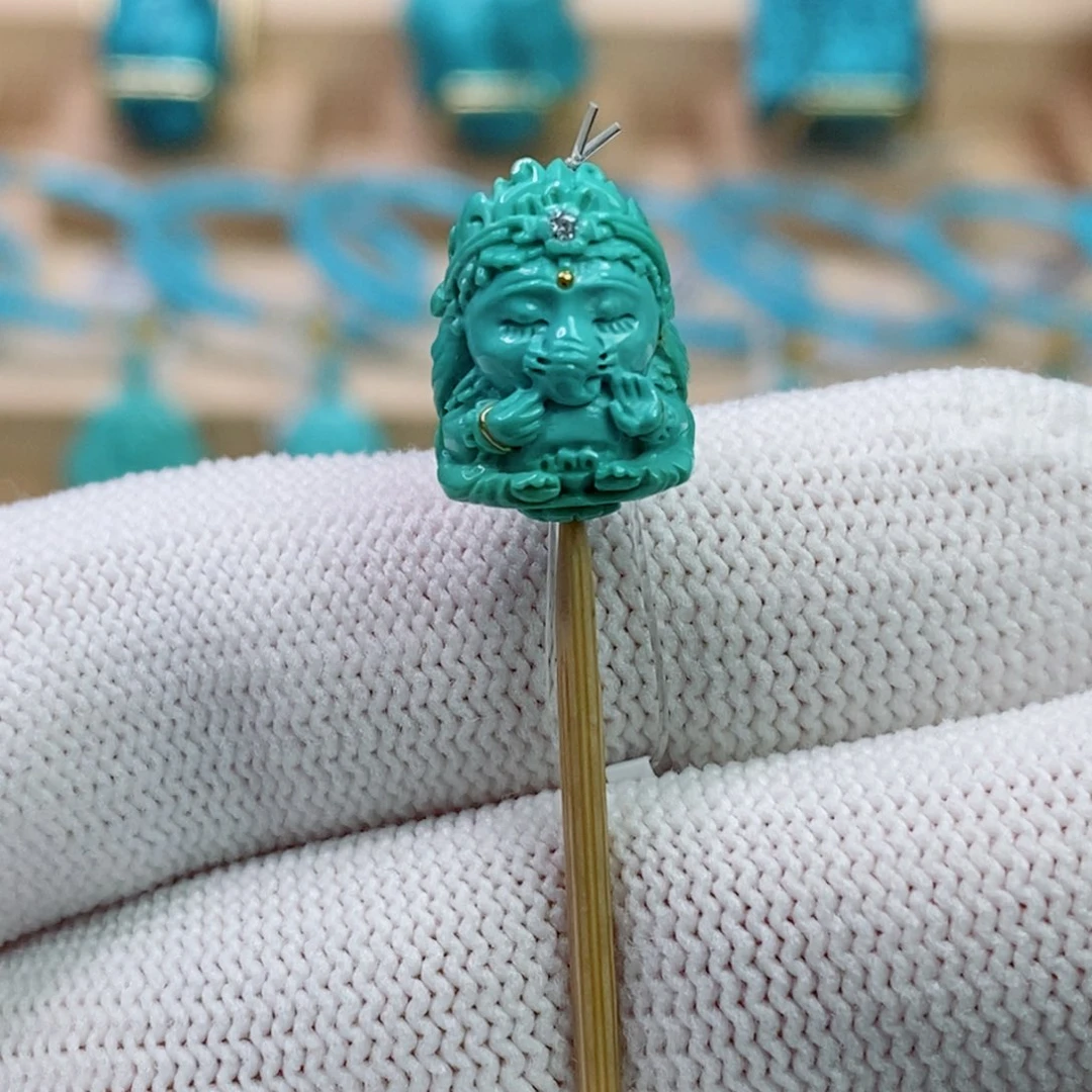 绿松石18K金镶嵌珠宝奇石