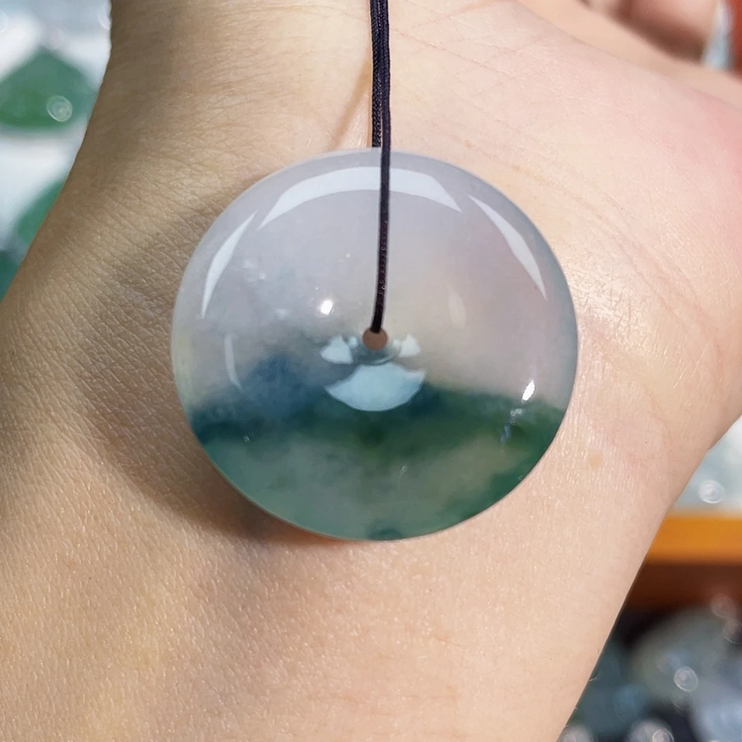 颈饰未镶嵌翡翠吊坠