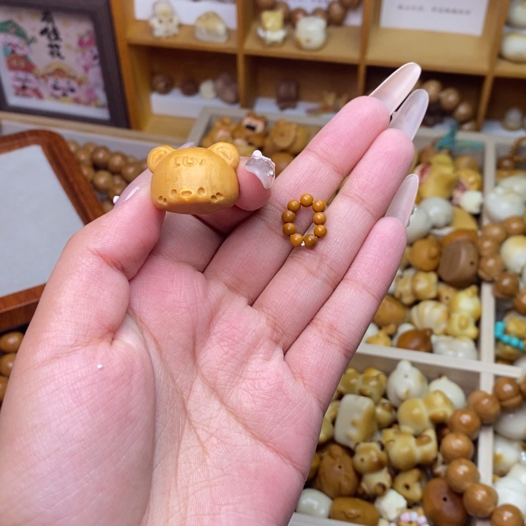 吊坠猴头核桃小熊米米卡环