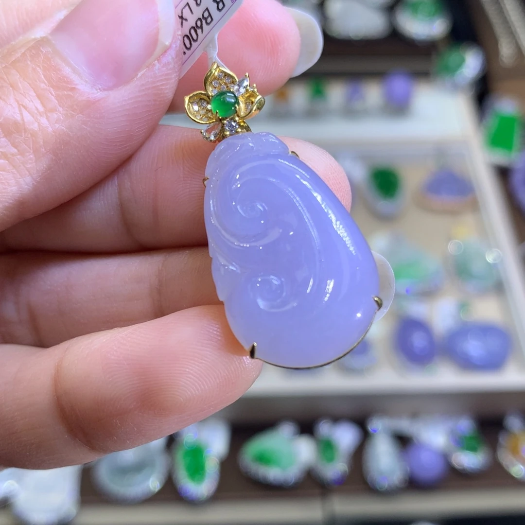 翡翠戒指18K金镶嵌翡翠