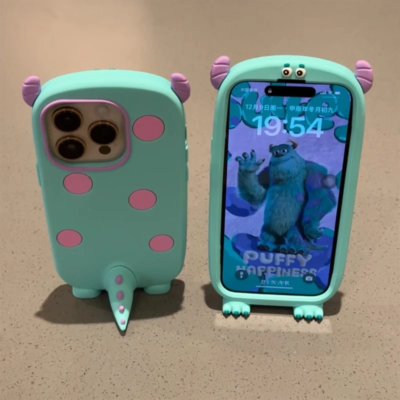 牛角怪蓝毛小怪兽适用苹果16Pro手机保护壳iPhone15ProMax全包防