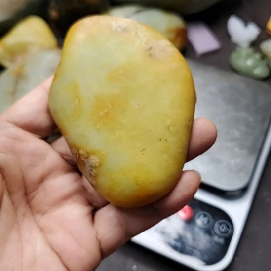 和田玉（糖玉）未镶嵌挂件