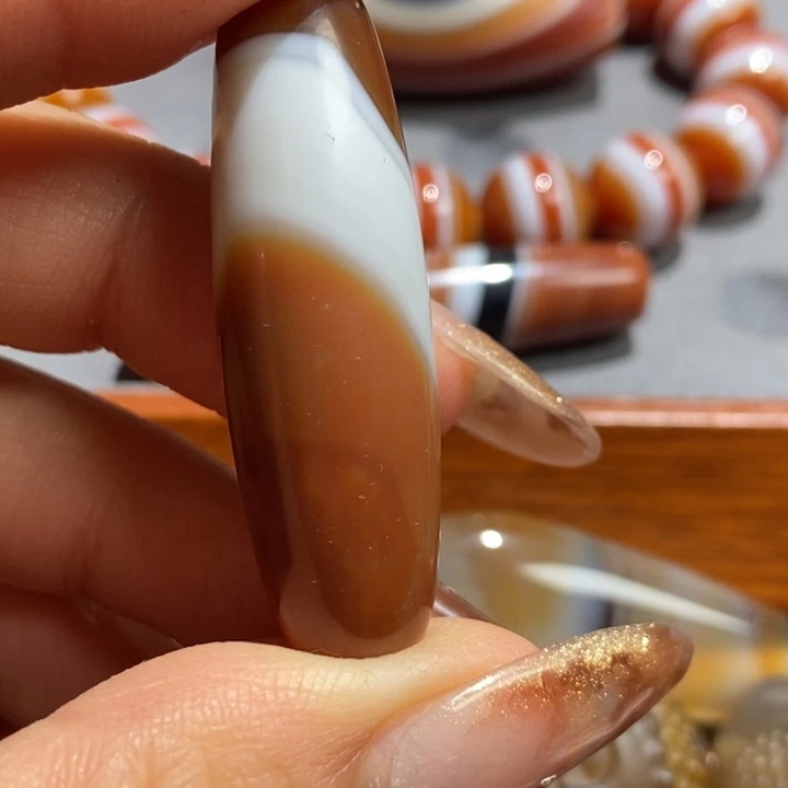 玛瑙/玉髓合金颈饰