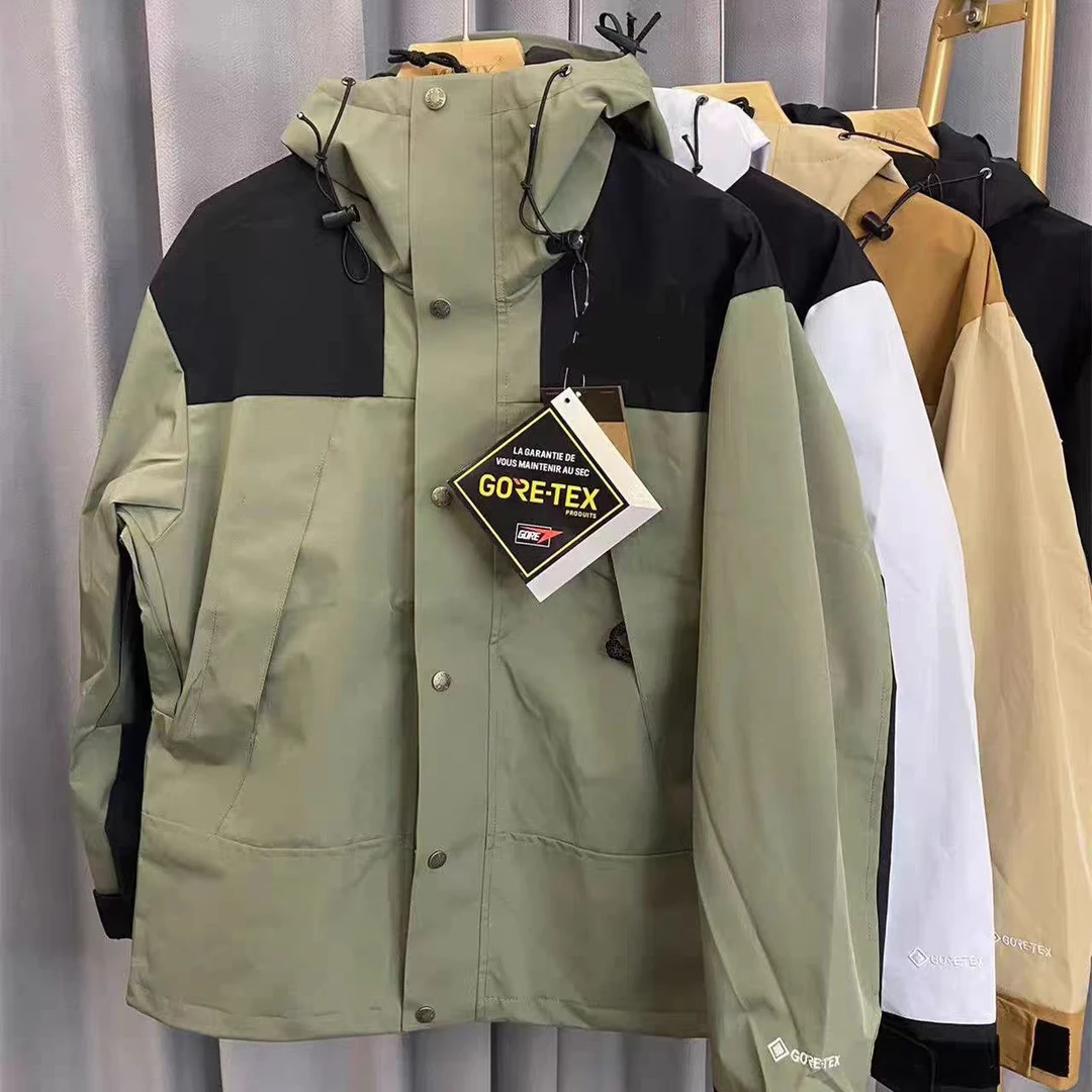 连帽冲锋衣户外运动防水防风休闲时尚男款女款情侣保暖男士拼接