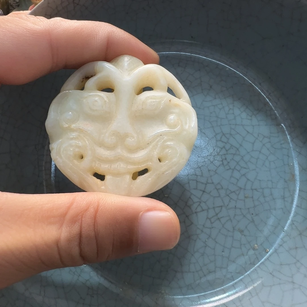 未镶嵌和田玉（糖玉）挂件