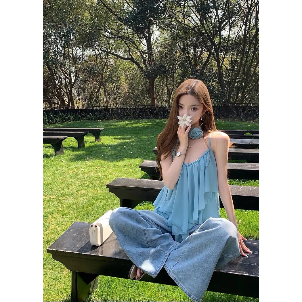 温柔风蓝色不规则吊带背心女装夏季小众立体花朵飘带宽松无袖上衣