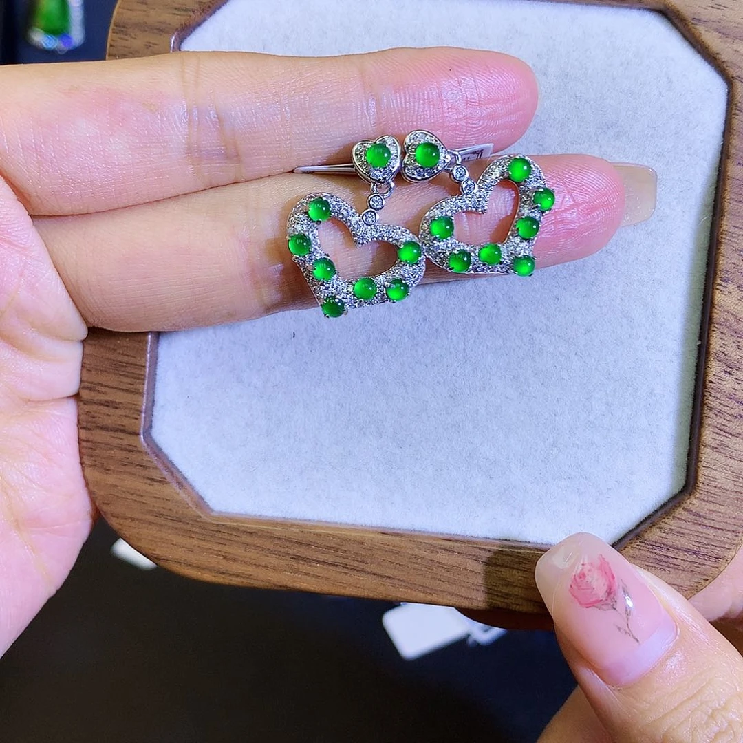 翡翠耳饰银S925镶嵌天然翡翠蛋面耳钉