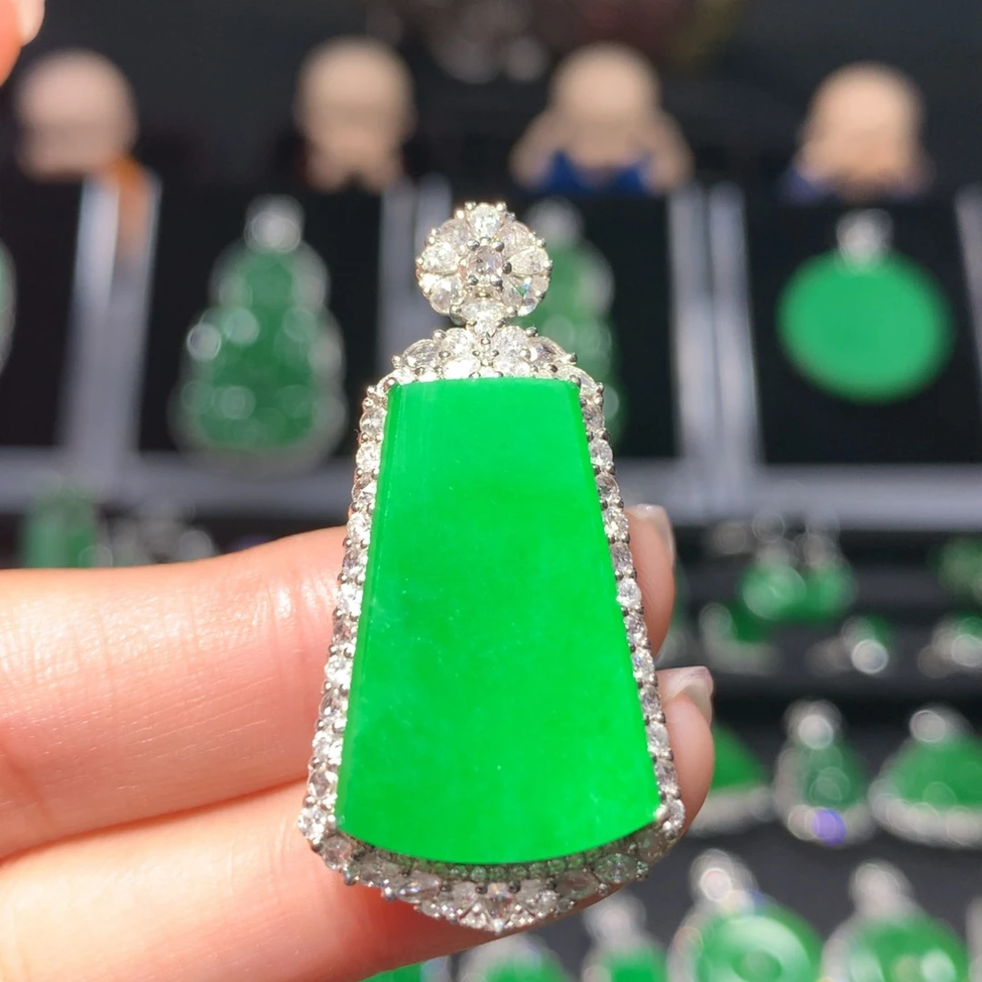 吊坠(不含链)18K金镶嵌翡翠翡翠