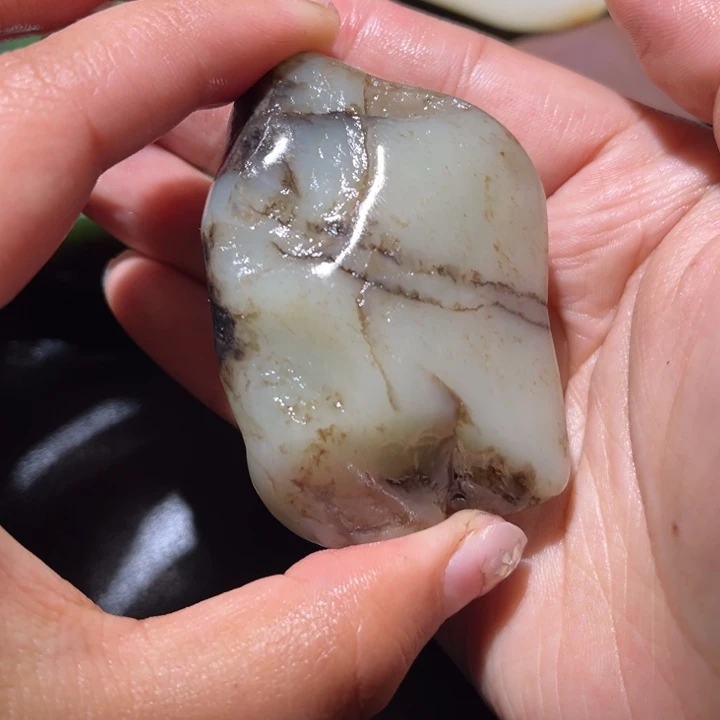 和田玉未镶嵌珠宝奇石