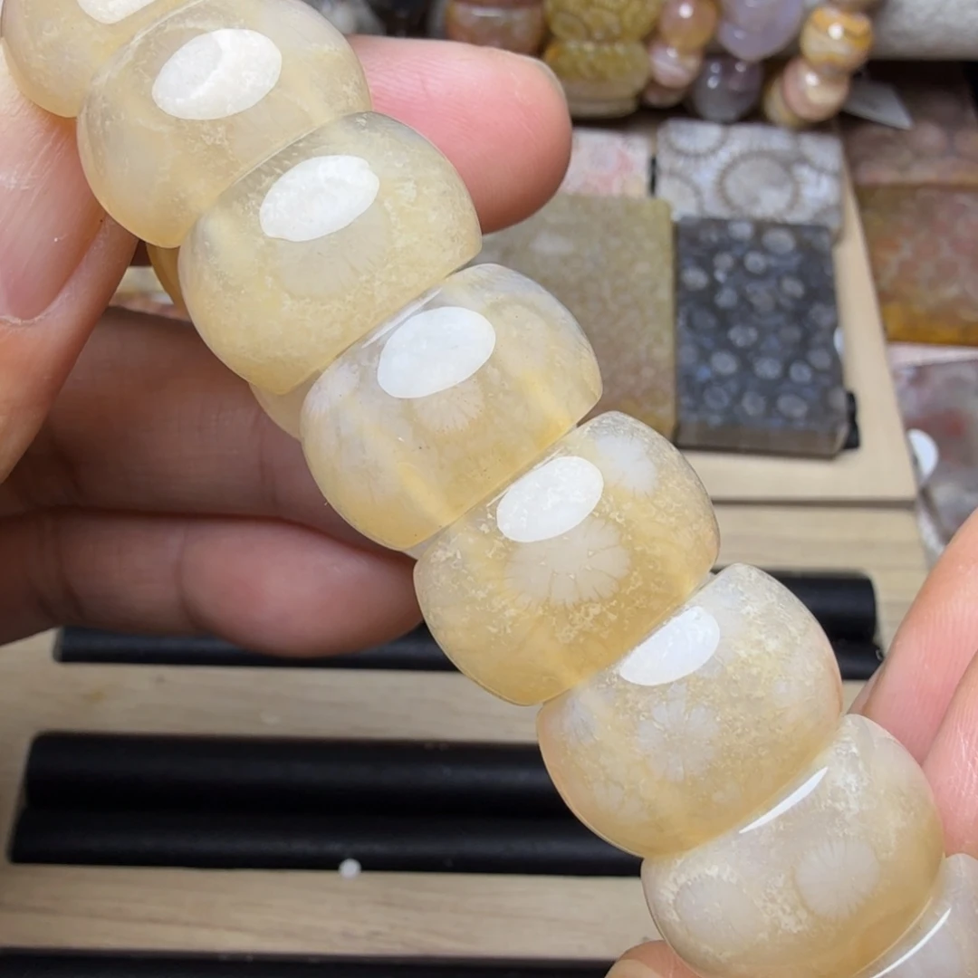 硅化玉未镶嵌纯天然色有机玉石保真色