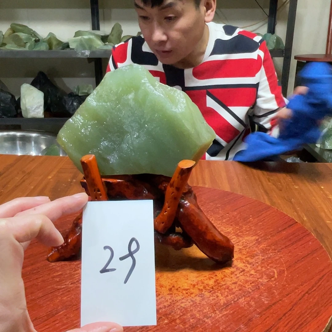 蛇纹石玉未镶嵌原石29
