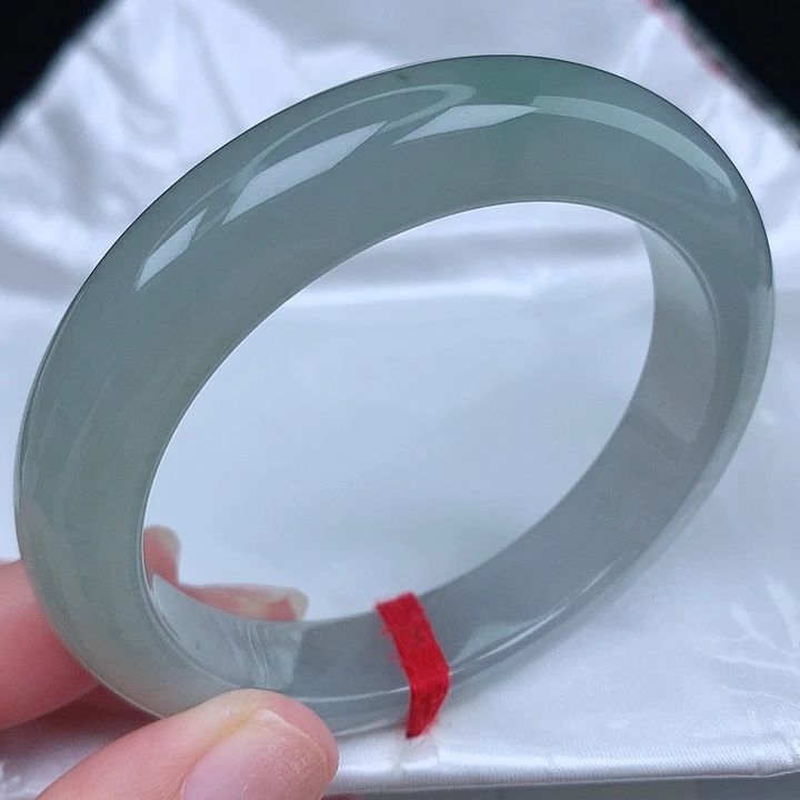 未镶嵌手镯翡翠天然