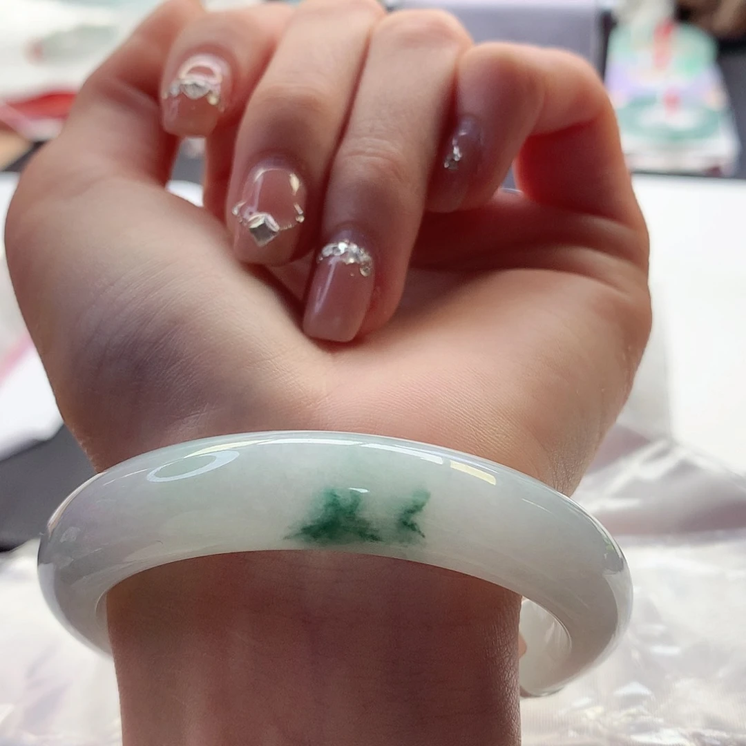 翡翠手镯未镶嵌天然翡翠57-58捡漏飘绿花