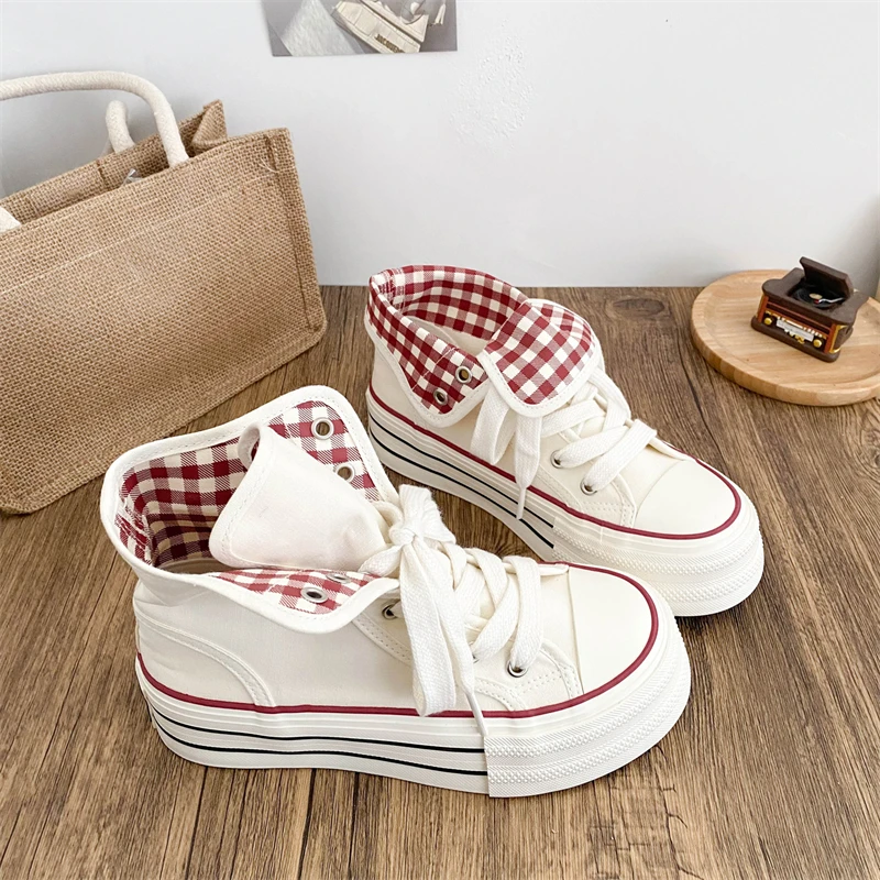 2025秋季新款高帮厚底帆布鞋女小众chic格纹设计休闲透气小白鞋子
