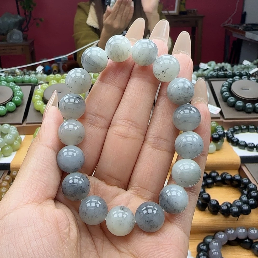 和田玉未镶嵌手串