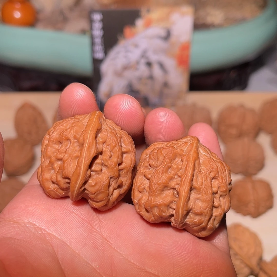 文玩核桃吊坠郭**、水晶蛤蟆