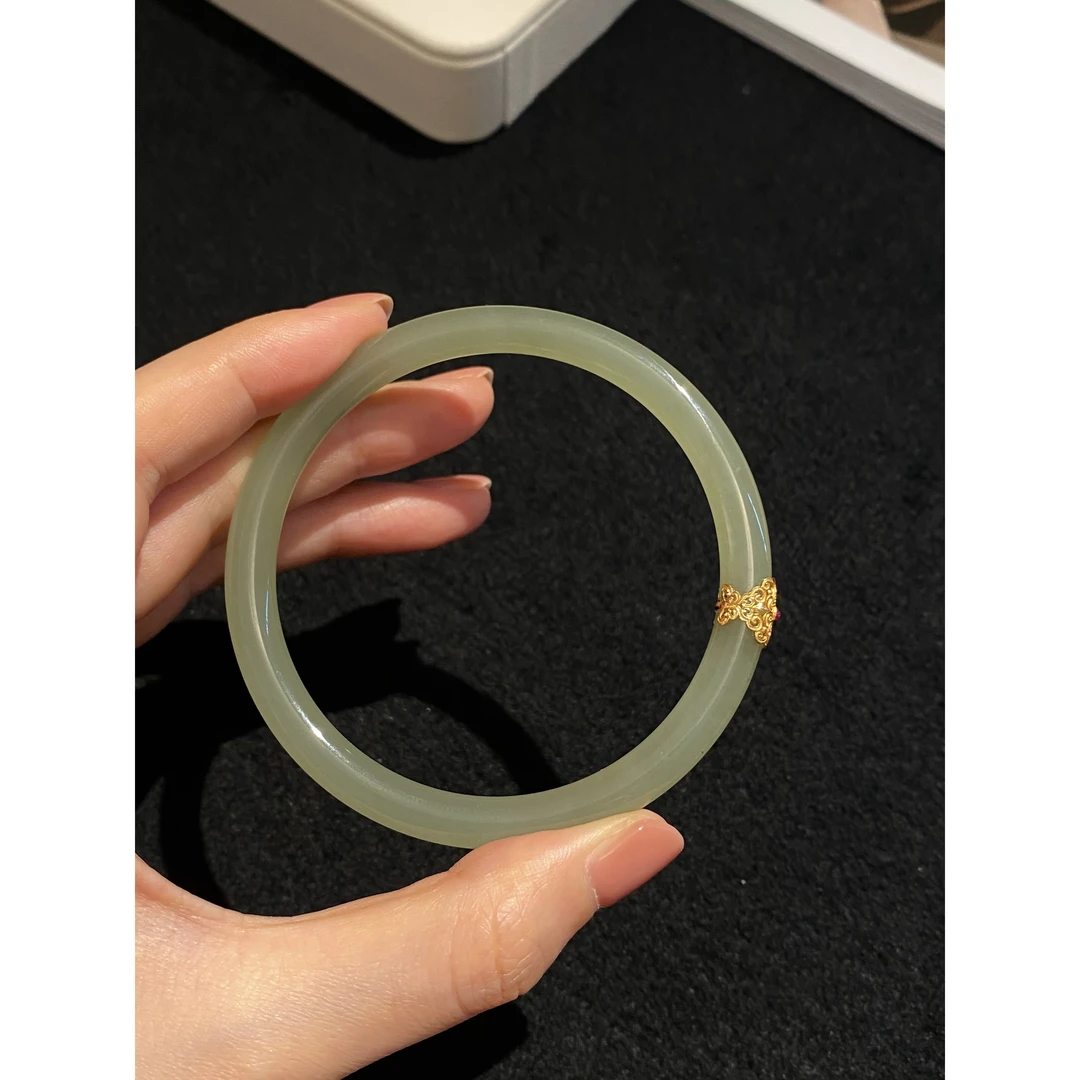 18K金 和田玉红宝石手镯 12100158