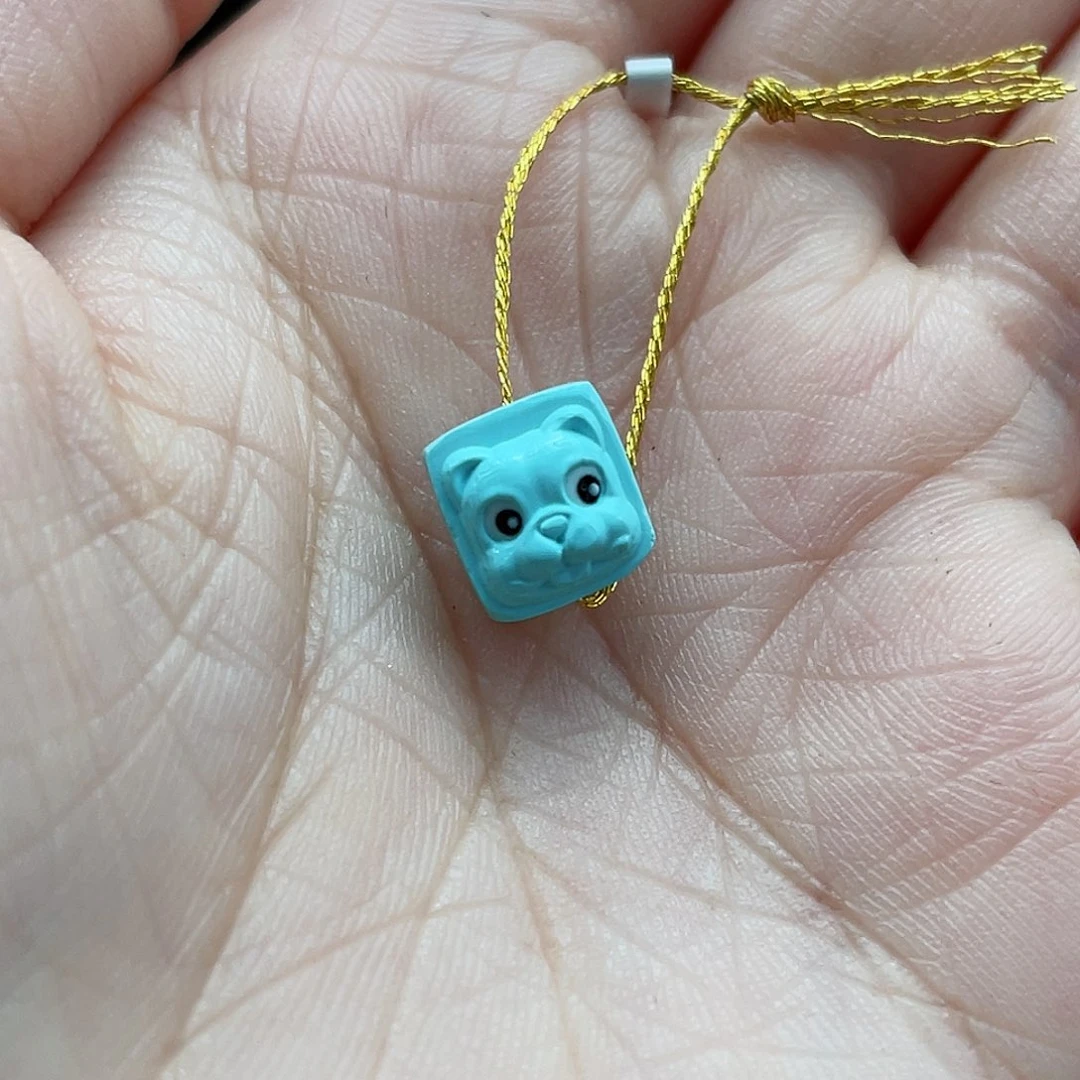 绿松石颈饰未镶嵌