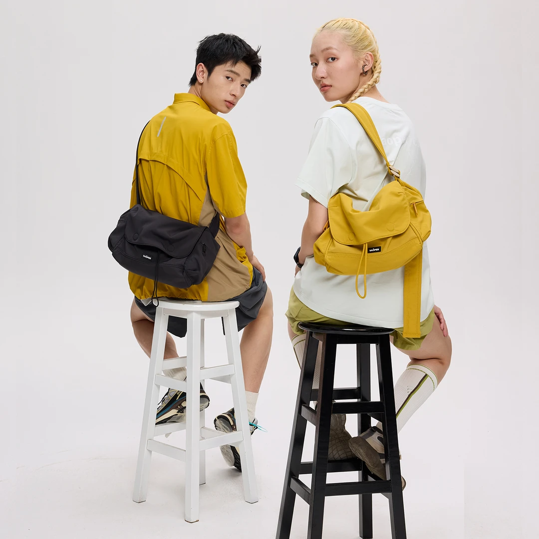 VAOPER喂牌新款斜挎包女大容量通勤轻便可调节腋下单肩包旅行挎包