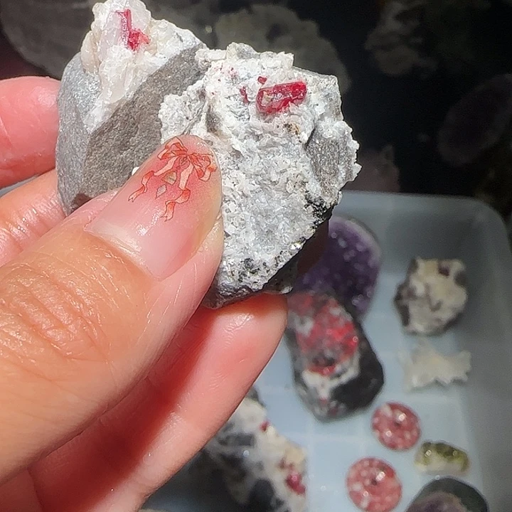 美***你天然辰砂天然朱砂原石毛料