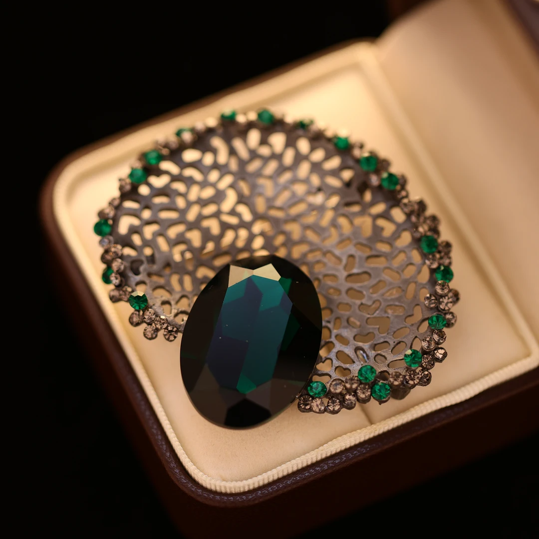 铜合金仿水晶胸针 澜七-小众手工时尚创意复古大衣胸针-S2901