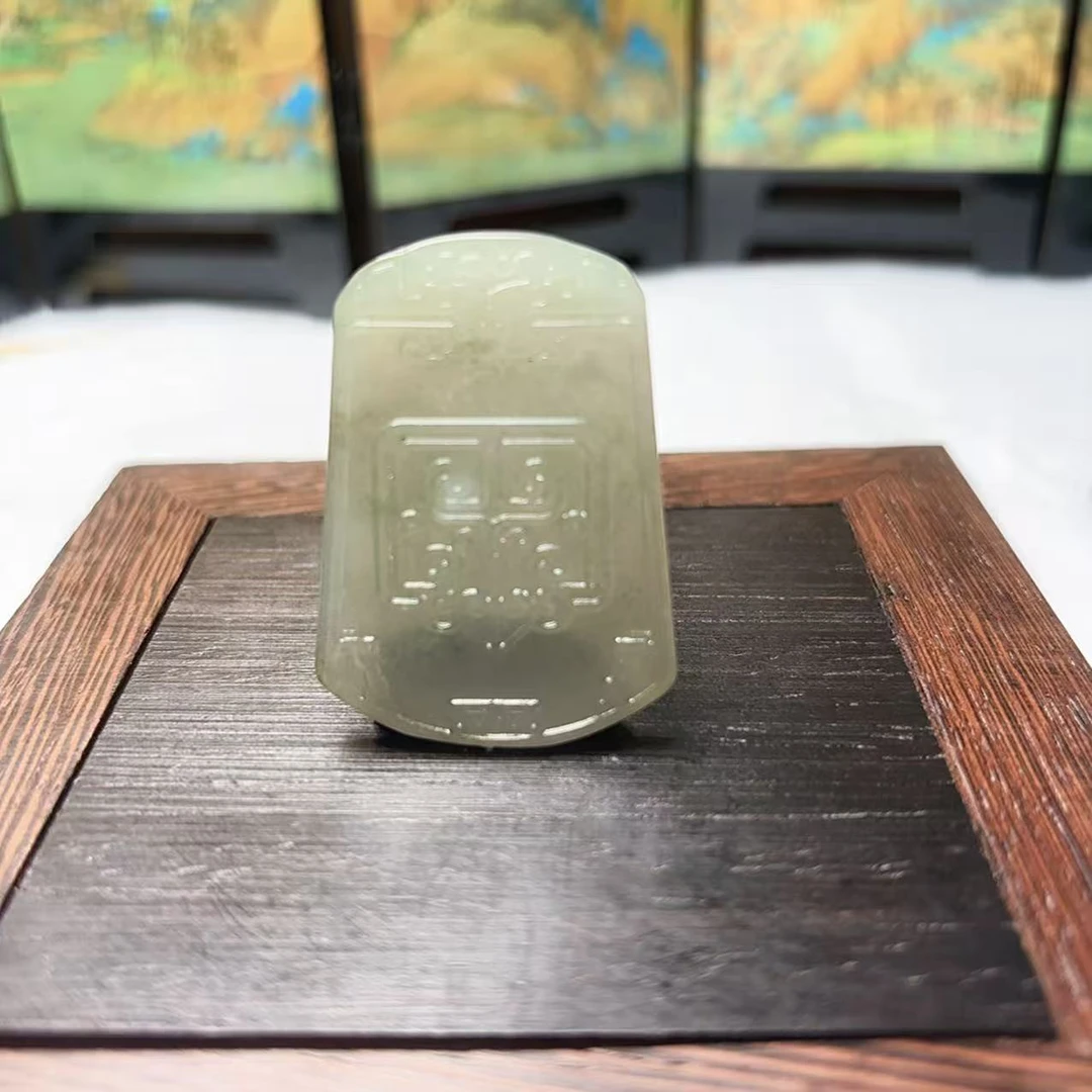 133-天然翡翠仿古无事牌