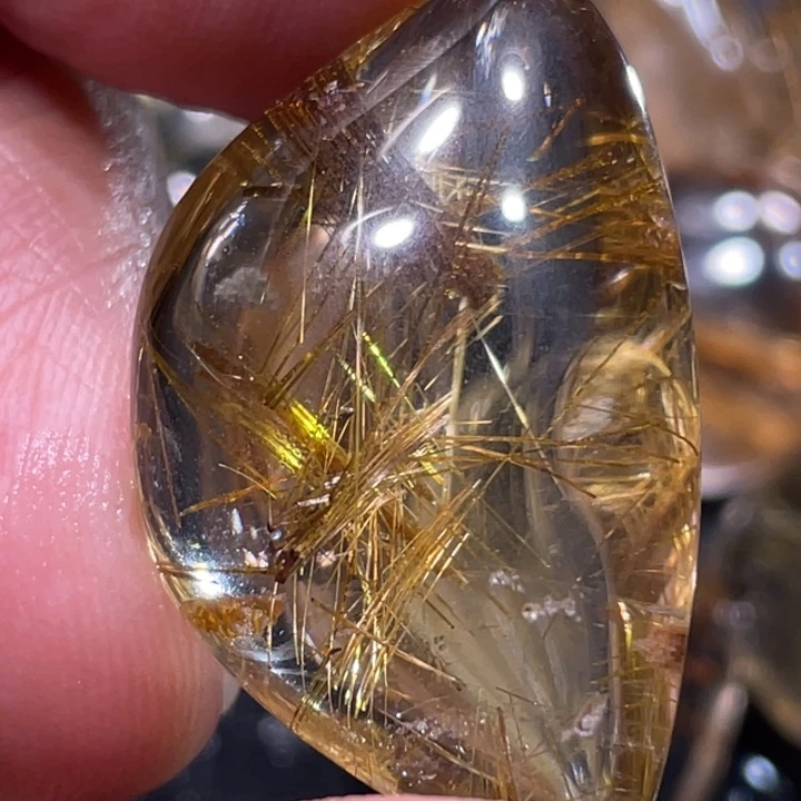 T***X未镶嵌颈饰发晶钛晶