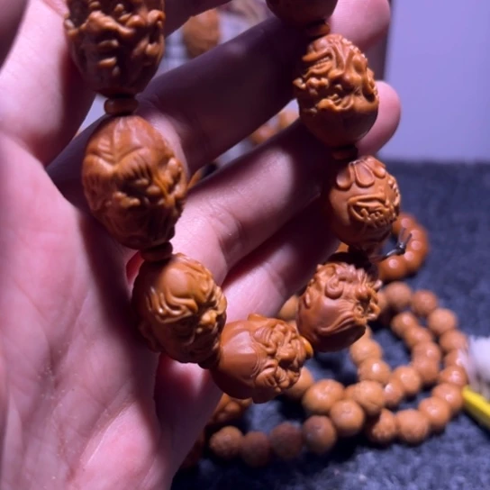 橄榄核吊坠橄榄油