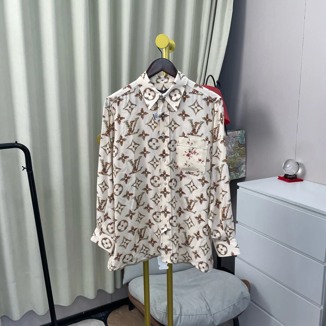 未使用 LouisVuitton/路易威登 玄色 24ss 真丝花卉满印衬衫 38码