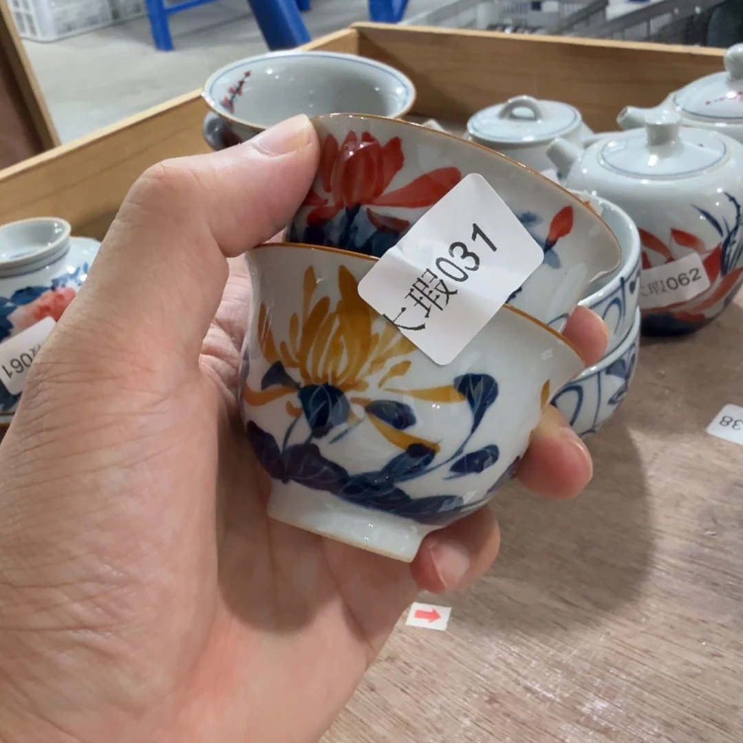 釉下手绘茶具微瑕