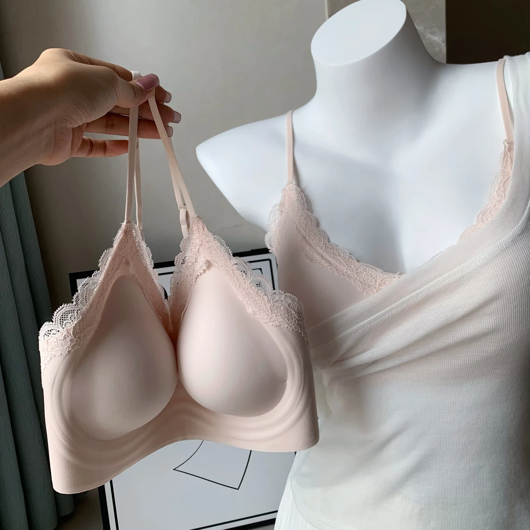 法式纯欲蕾丝少女内衣细肩带v领舒适聚拢杯文胸不扎肤果冻白色
