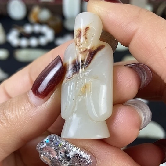 和田玉未镶嵌挂件