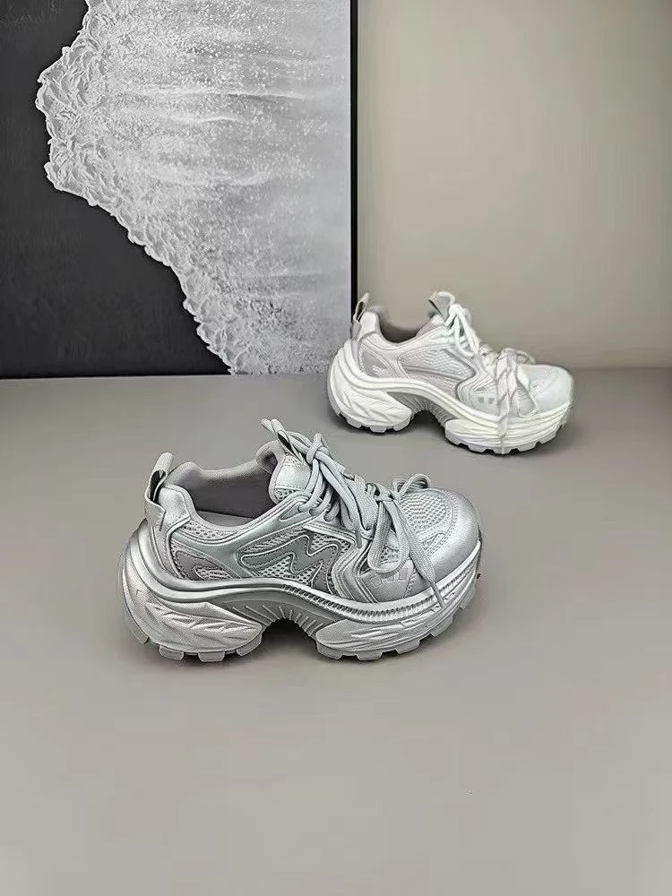 811-5/L新款老爹鞋网面透气轻便旅游增高显脚小设计感休闲鞋