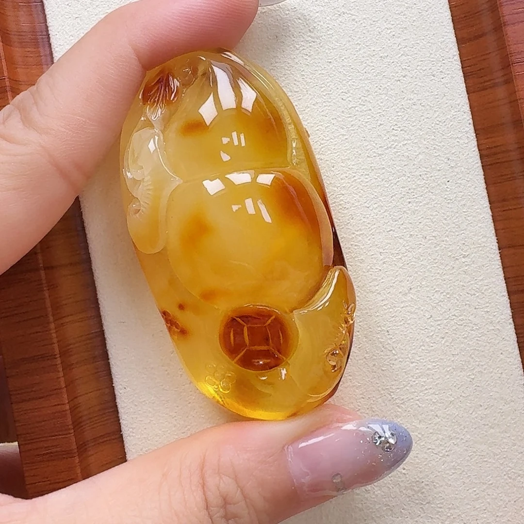 琥珀未镶嵌珠宝奇石