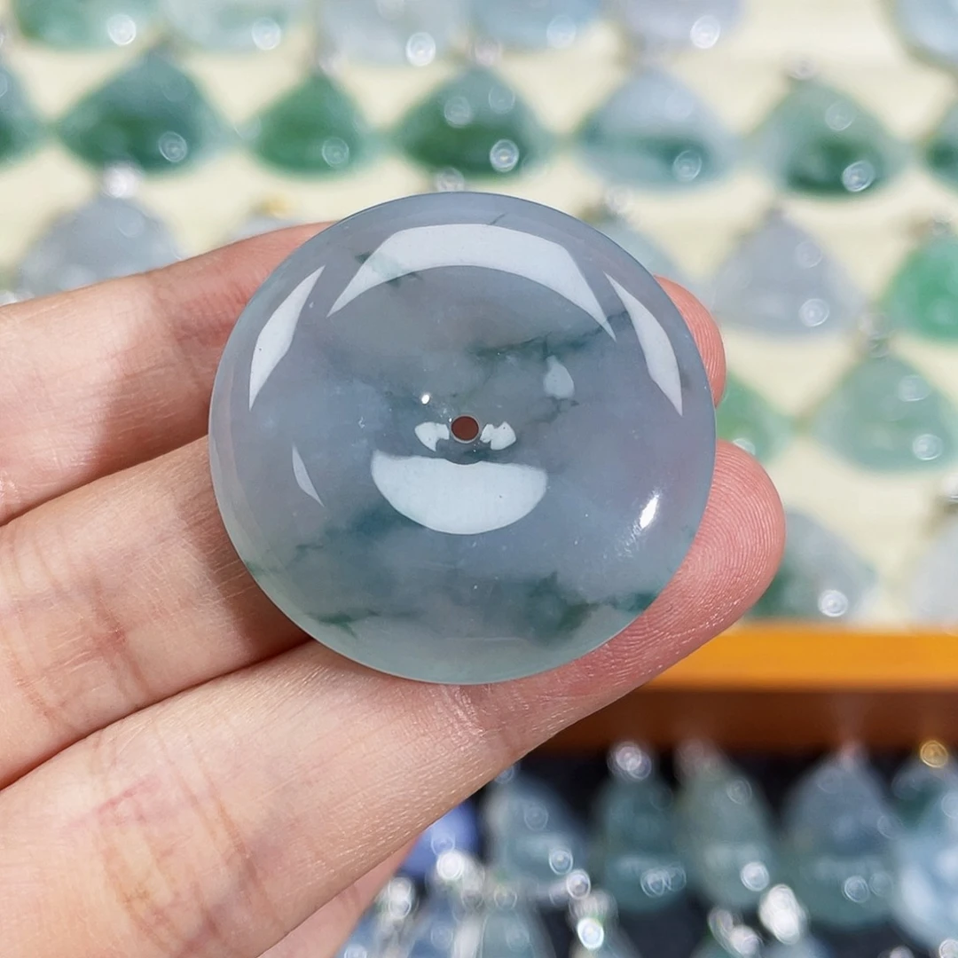 翡翠未镶嵌颈饰吊坠