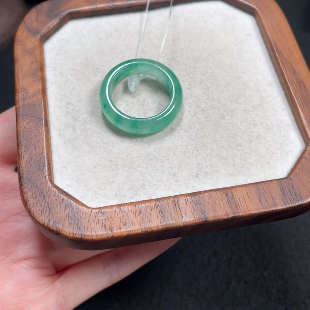 石英质玉戒圈未镶嵌X***球5699