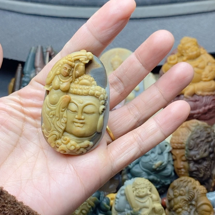 【闪购商品】定制石英质玉吊坠未镶嵌