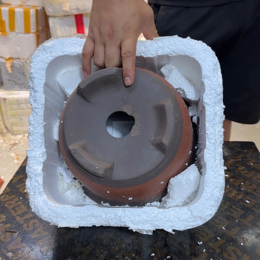 紫砂花盆瑕疵和瑕疵