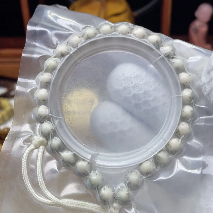 手串星月菩提8河豚圆珠糯冰