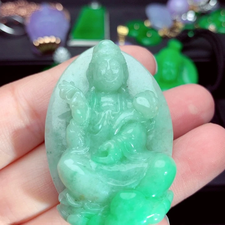 吊坠(不含链)未镶嵌翡翠