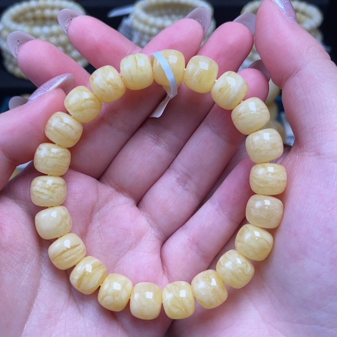 蜜蜡未镶嵌珠宝奇石卡10.7