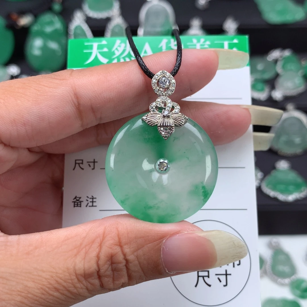 银S925镶嵌吊坠石英质玉（非洲翠）