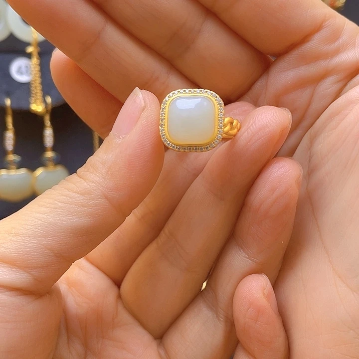 银S925镀金镶嵌戒指和田玉