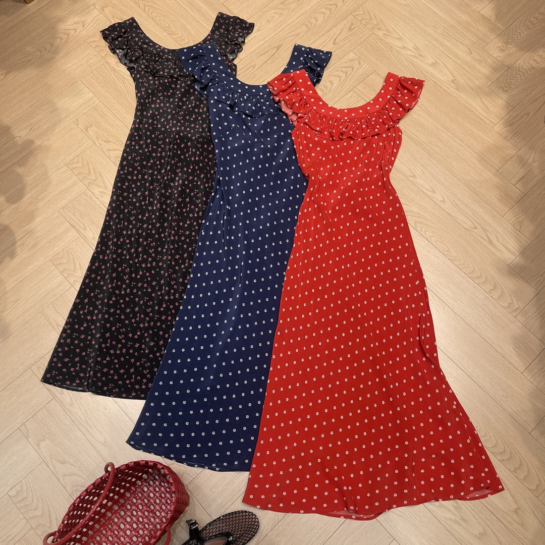 KIKI严选：72938-多米家欧洲站南油夏季小梅花连衣裙