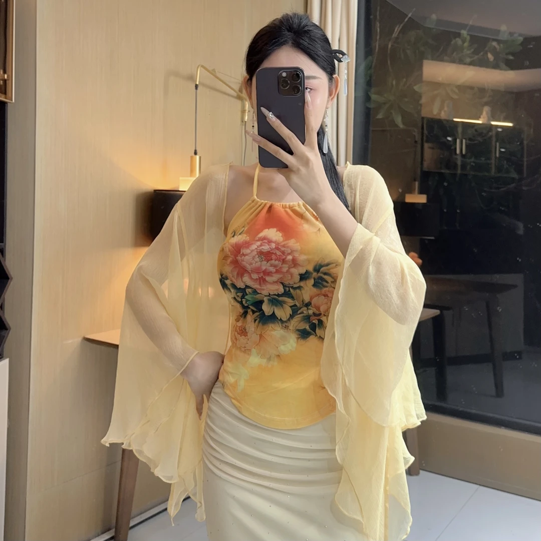 气质女人味轻奢挂脖吊带无袖定位花花色印花修身小上衣(带胸垫)