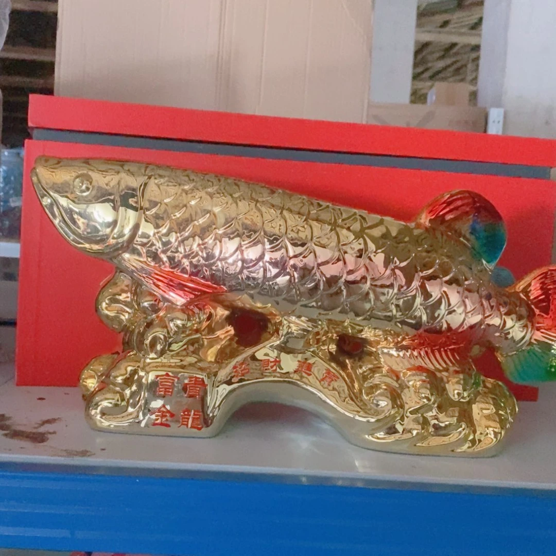 摆件景德镇垚晶陶瓷5斤鱼