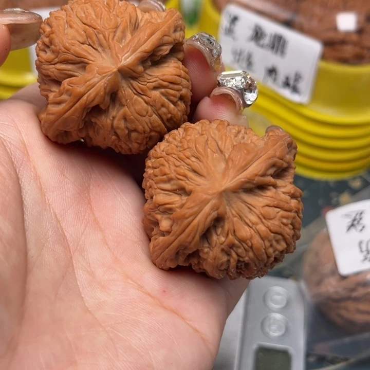 吊坠桃核44-30772-02