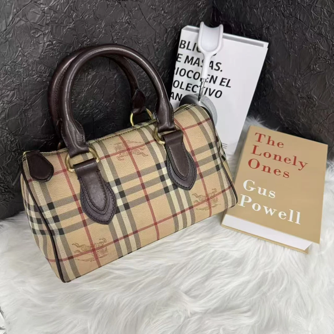 95新 BURBERRY/博柏利 博柏利战马格纹波士顿小号28手提包