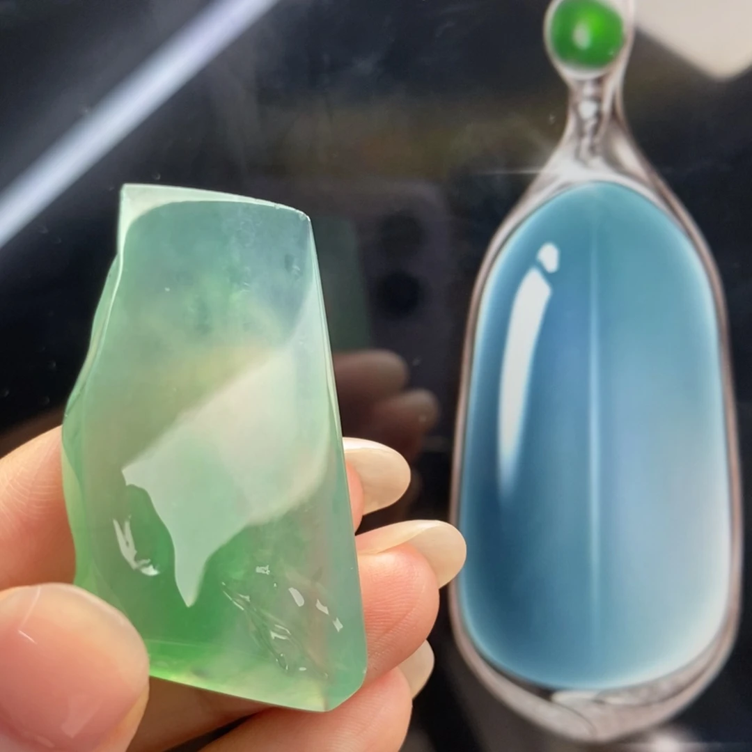 定制翡翠未镶嵌极简风格