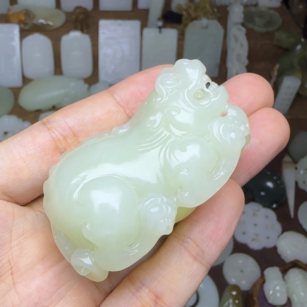 和田玉未镶嵌挂件貔貅97